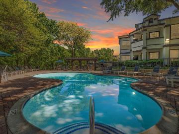 2 BR, 2 BA Apartment 801 Legacy Drive Unit 914, Plano, TX 75023