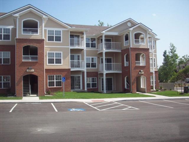 2 BR, 2 BA Apartment 8101 N Thomas Meyers Dr Unit 2269, Kansas City, MO 64118