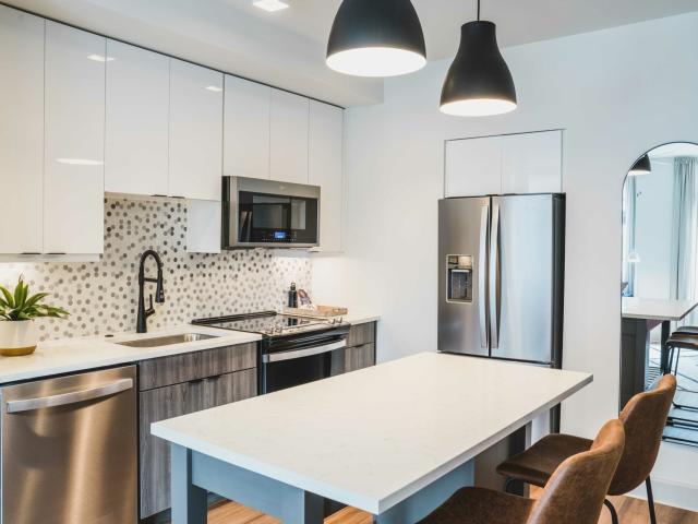 2 BR, 2 BA Apartment 810 Division Street Unit 205, Nashville, TN 37203