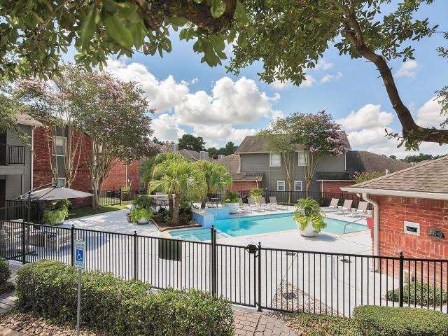 2 BR, 2 BA Apartment 810 Rayford Road Unit 603, Spring, TX 77386
