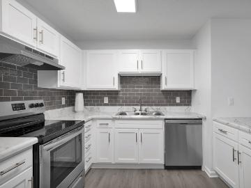 2 BR, 2 BA Apartment 812 Crescent Commons Way Unit 861 304, Fayetteville, NC 28314