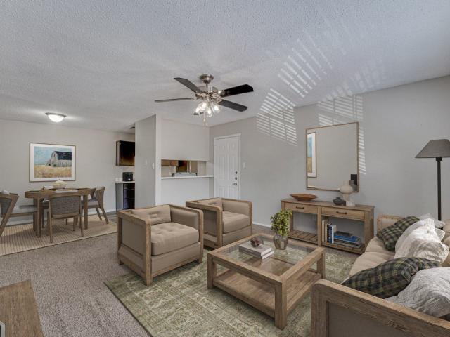 2 BR, 2 BA Apartment 815 Woodard Avenue Unit 0711, Cleburne, TX 76033