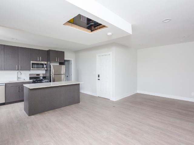 2 BR, 2 BA Apartment 818 West 18th, Chicago, IL 60608