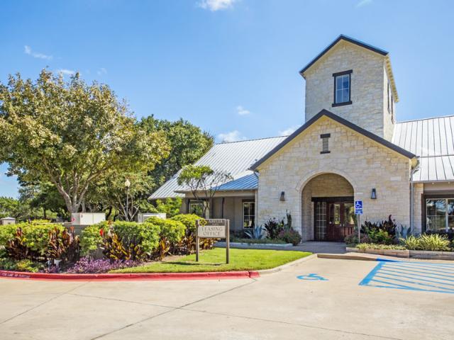 2 BR, 2 BA Apartment 8225 North FM 620 Unit 1237, Austin, TX 78726
