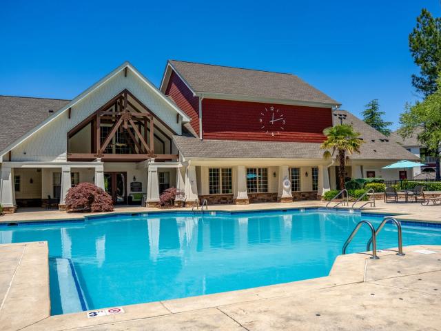 2 BR, 2 BA Apartment 8230 Greenway Village Drive Unit 8217303, Charlotte, NC 28269