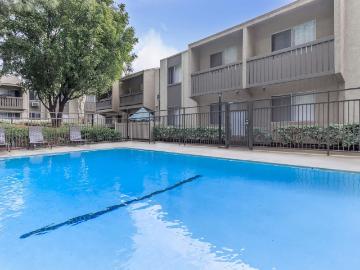 2 BR, 2 BA Apartment 825 Tamarack Avenue Unit 38, Brea, CA 92821