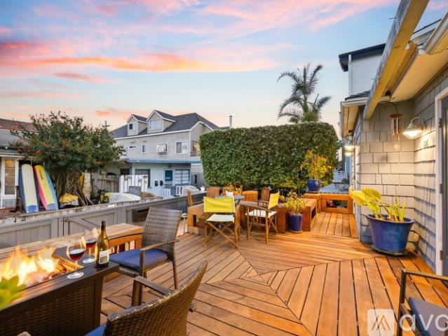 2 BR, 2 BA Apartment 826 Isthmus Ct, San Diego, CA 92109