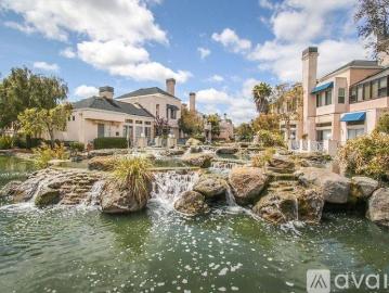 2 BR, 2 BA Apartment 826 Lakeshore Drive, Unit 826, Redwood City, CA 94065