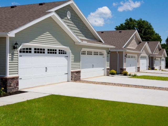 2 BR, 2 BA Apartment 8300 Ira Dr Unit 32009, North Ridgeville, OH 44039