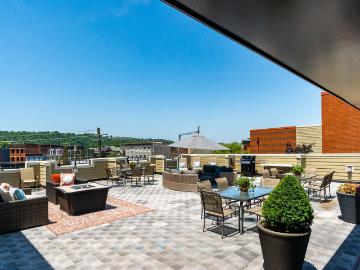 2 BR, 2 BA Apartment 832 Banklick Street Unit 842 111, Covington, KY 41011