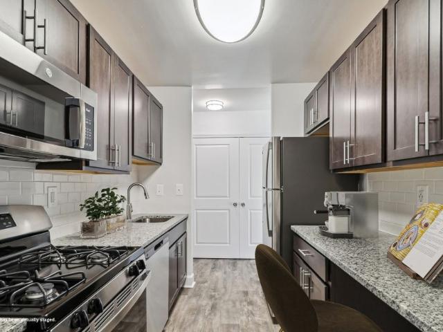 2 BR, 2 BA Apartment 8331 Mindale Cir Unit 000E, Windsor Mill, MD 21244
