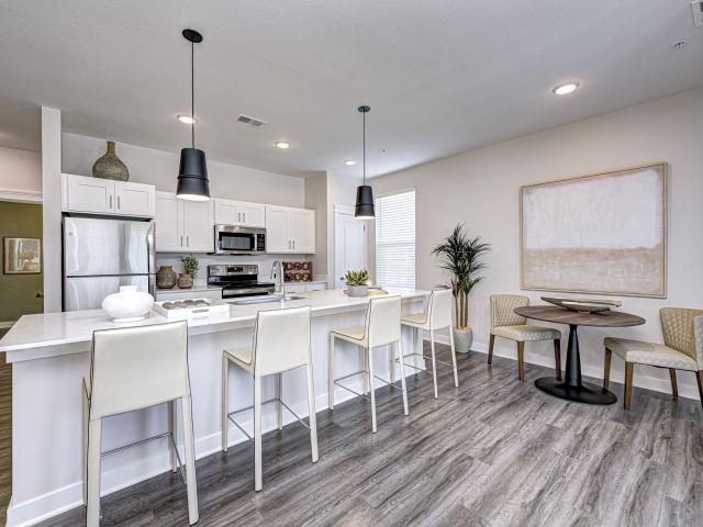2 BR, 2 BA Apartment 835 Virginia Rose Avenue Unit 6 6 203, Westfield, IN 46074
