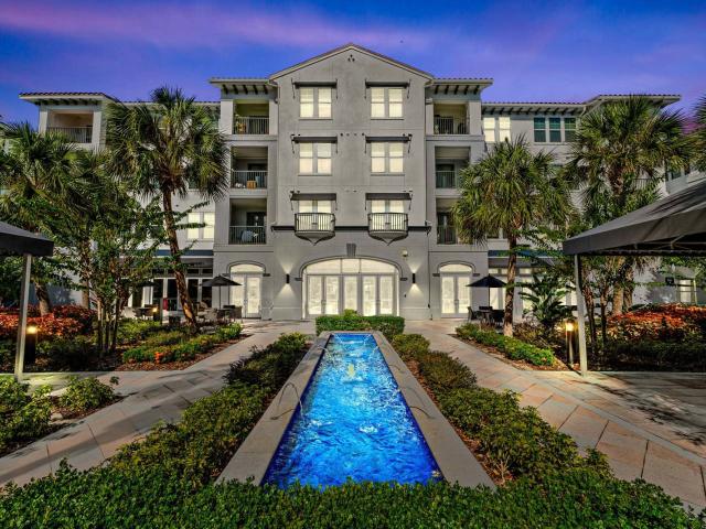 2 BR, 2 BA Apartment 940 West Canton Avenue Unit A408, Winter Park, FL 32789