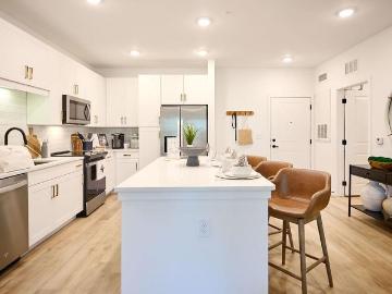 2 BR, 2 BA Apartment 9500 Grandtree Avenue, Venice, FL 34292