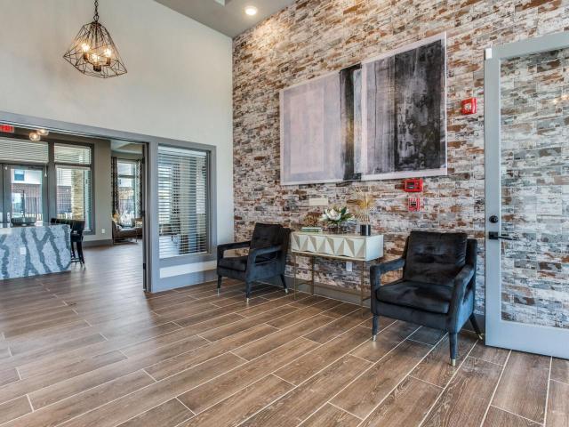 2 BR, 2 BA Apartment 950 W Interstate 30 Unit 417, Garland, TX 75043