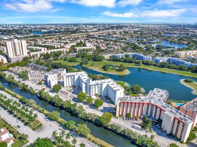 2 BR, 2 BA Apartment 9682 Fontainebleau Boulevard, Miami, FL 33172