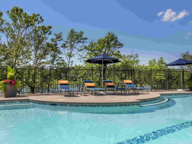2 BR, 2 BA Apartment 970 Riverside Forest Way Unit 112, Knoxville, TN 37915