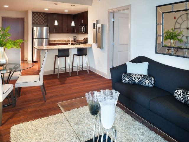 2 BR, 2 BA Apartment 9750 Crescent Park Cir Unit 208, Orland Park, IL 60462
