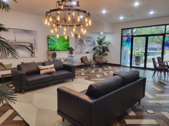 2 BR, 2 BA Apartment 9842 Audelia Road Unit 1090, Dallas, TX 75238