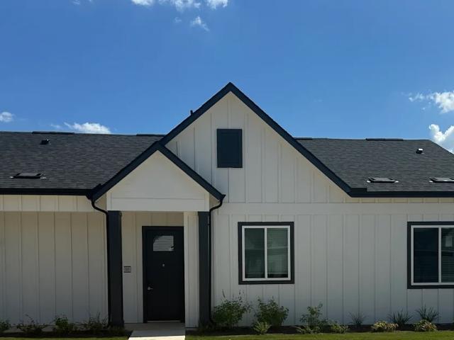 2 BR, 2 BA Apartment 9976 TX 29, Leander, TX 78642