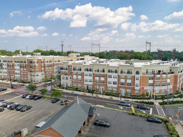 2 BR, 2 BA Apartment 99 New St Unit 99338, Metuchen, NJ 08840