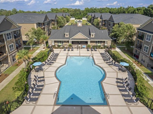 2 BR, 2 BA Apartment 9000 Stone Gate Dr Unit 3305, Raeford, NC 28376