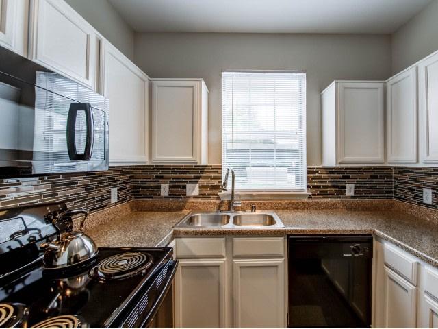 2 BR, 2 BA Apartment 9000 Vantage Point Dr Unit P1311, Dallas, TX 75243