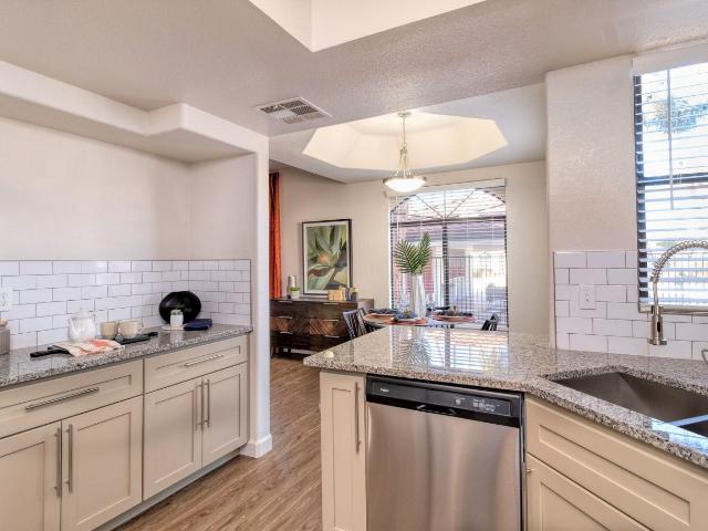2 BR, 2 BA Apartment 900 North Rural Road Unit 1082, Chandler, AZ 85226