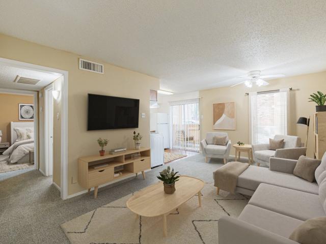 2 BR, 2 BA Apartment 901 W Brand Rd Unit 031, Garland, TX 75040