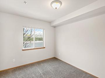 2 BR, 2 BA Apartment 901 East 72nd Street Unit 901 3C, Tacoma, WA 98404
