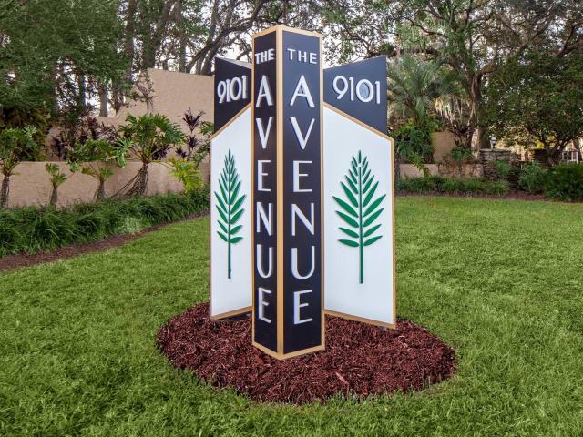 2 BR, 2 BA Apartment 9101 Avenue Club Drive Unit 7013 202, Tampa, FL 33637
