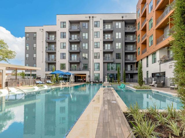 2 BR, 2 BA Apartment 9127 Research Boulevard Unit 1337, Austin, TX 78758