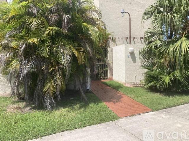 2 BR, 2 BA Apartment 9139 Fontainebleau Blvd, Unit 7, Miami, FL 33172