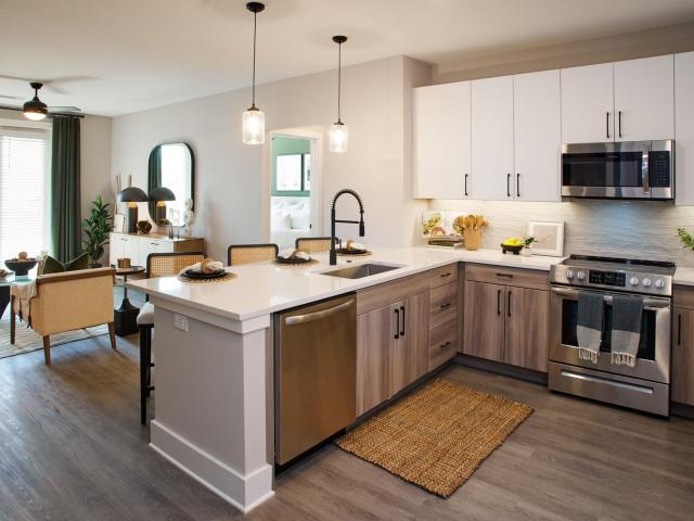 2 BR, 2 BA Apartment 914 Grays Mill Road Unit 2421, Harrisburg, NC 28075
