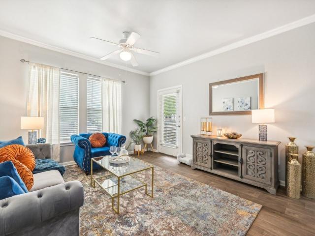 2 BR, 2 BA Apartment 915 Desco Lane Unit 5110, Grand Prairie, TX 75051