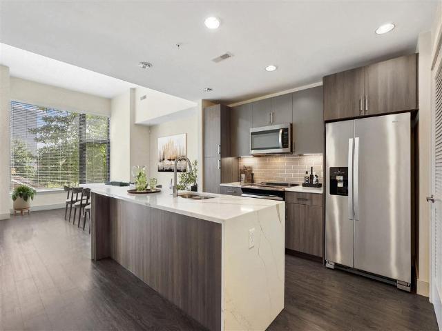 2 BR, 2 BA Apartment 915 Silver Spring Avenue Unit 0 0604, Silver Spring, MD 20910