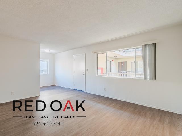 2 BR, 2 BA Apartment 916 S Carondelet St, Los Angeles, CA 90008