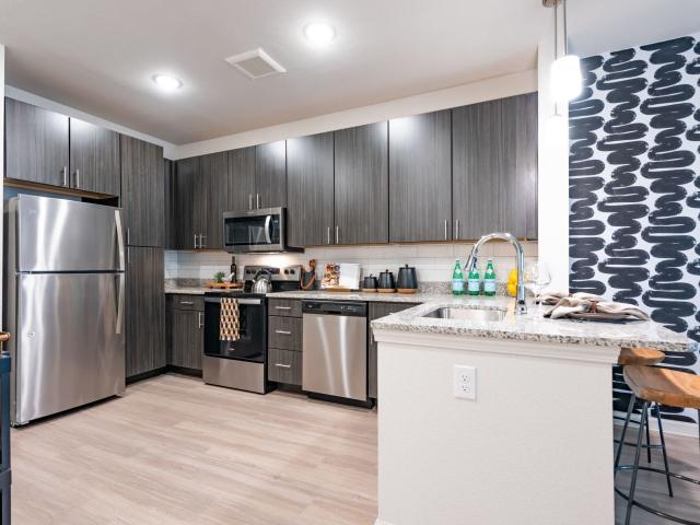 2 BR, 2 BA Apartment 9225 North Lake Creek Pkwy Unit 6202, Austin, TX 78717