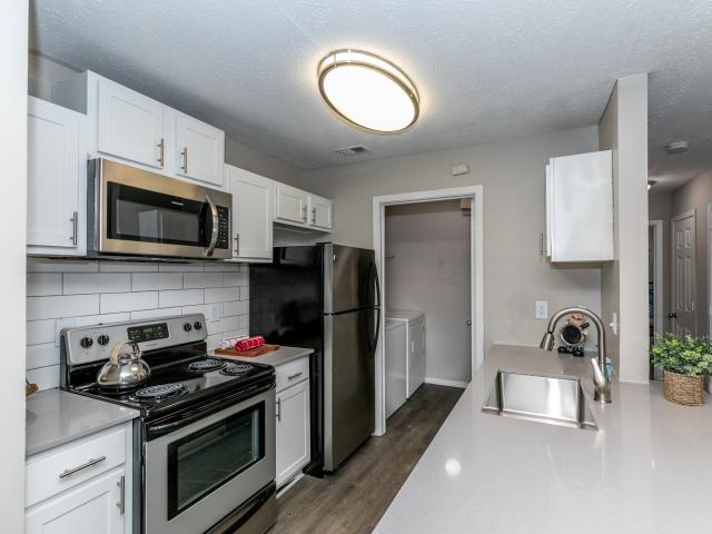 2 BR, 2 BA Apartment 9230 Nesbit Ferry Road Unit 0413, Alpharetta, GA 30022
