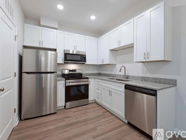 2 BR, 2 BA Apartment 926 E Gilbreath St, Unit A101, Graham, NC 27253