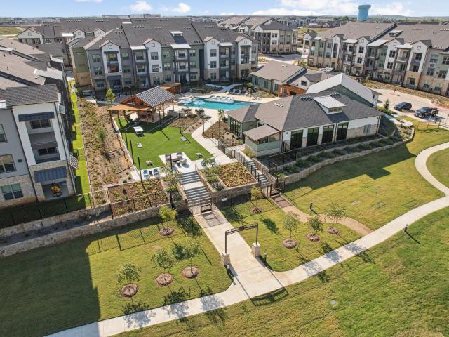 2 BR, 2 BA Apartment 9301 Brewer Boulevard Unit 7110, Fort Worth, TX 76123