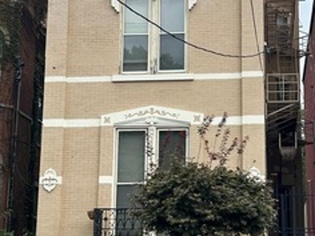 2 BR, 2 BA Apartment 936 Findlay Street, Cincinnati, OH 45214