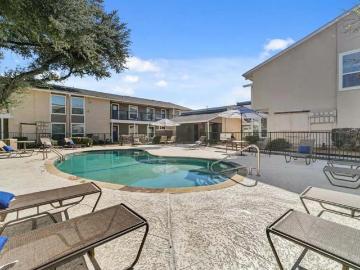 2 BR, 2 BA Apartment 9387 Pinyon Tree Lane Unit 106, Dallas, TX 75243