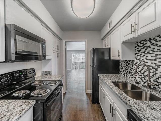 2 BR, 2 BA Apartment 939 Allegheny Court A Unit 919DCR, Richardson, TX 75080