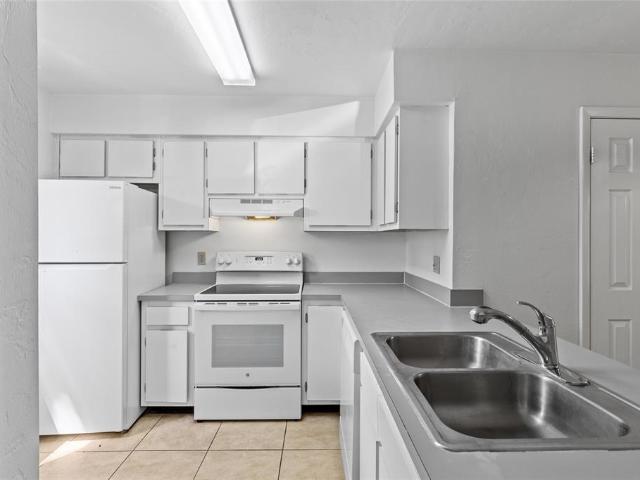 2 BR, 3 BA Apartment 2219 Southwest 39th Way, Gainesville, FL 32607