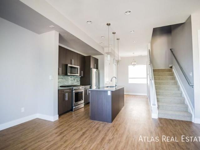 2 BR, 3 BA Apartment 3030 W 19th Avenue, Denver, CO 80204