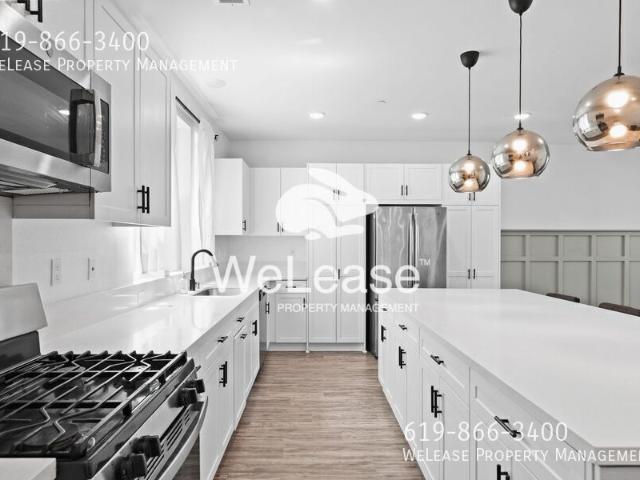 2 BR, 3 BA Apartment 5300 Calle Rockfish, San Diego, CA 92154