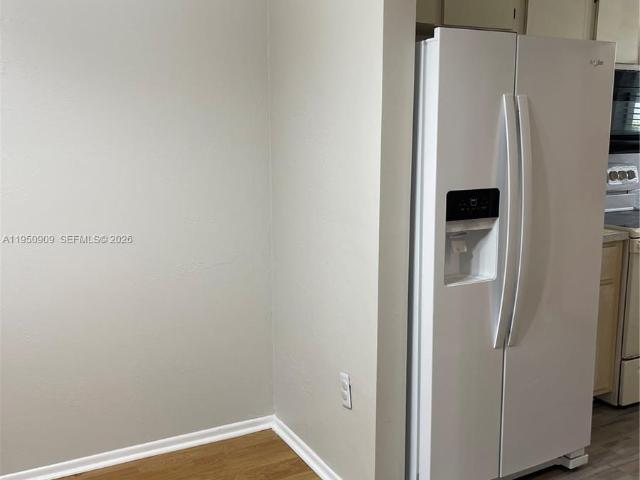 2 BR, 4 BA Apartment 2121 Collier Avenue, Fort Myers, FL 33901