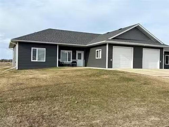 2 Brettell Avenue, Carberry, MB, R0K 0H0 house for sale Lis.