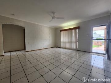 2 Bryant AvenueBowen QLD 4805, Australia